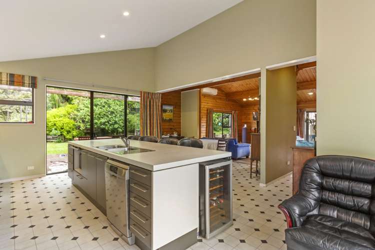 233 Golf Road Titirangi_5