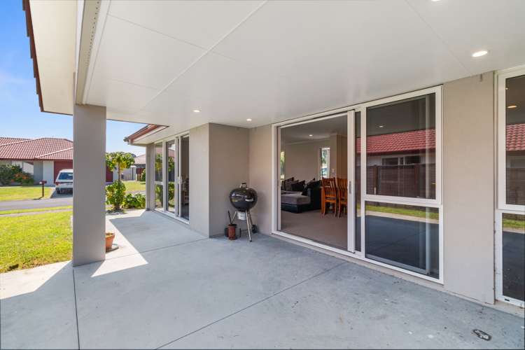 12 Carnoustie Place Aongatete_10