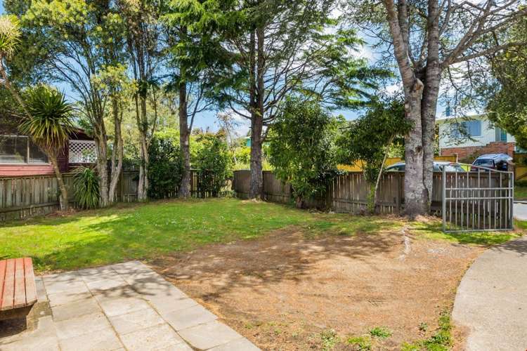 83 Fairclough Road Beach Haven_15