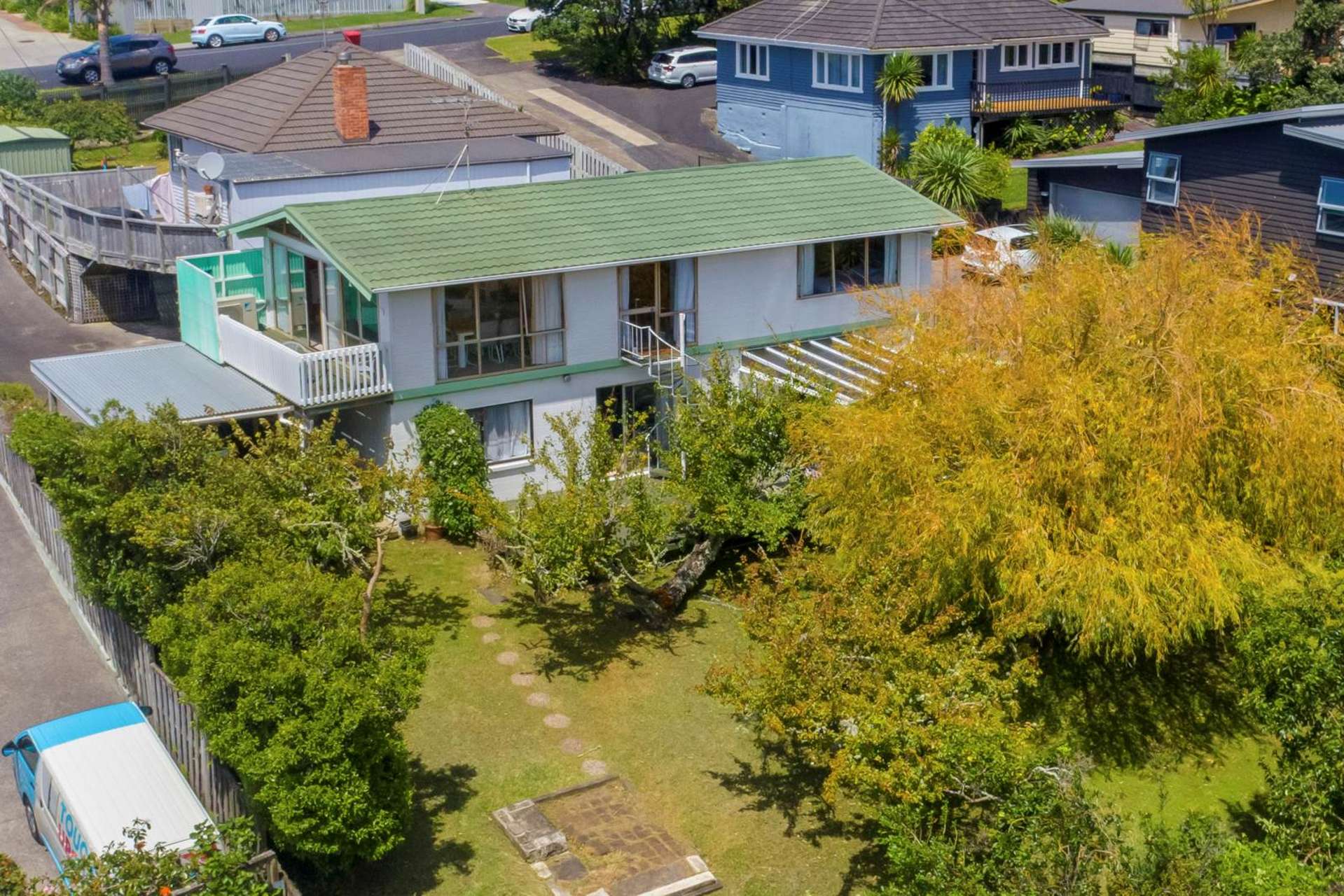 2/442 Beach Road Murrays Bay_0