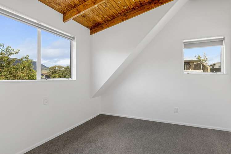 2/230 Rifle Range Road Tauhara_11