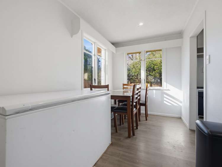 124 Masters Avenue Silverdale_13