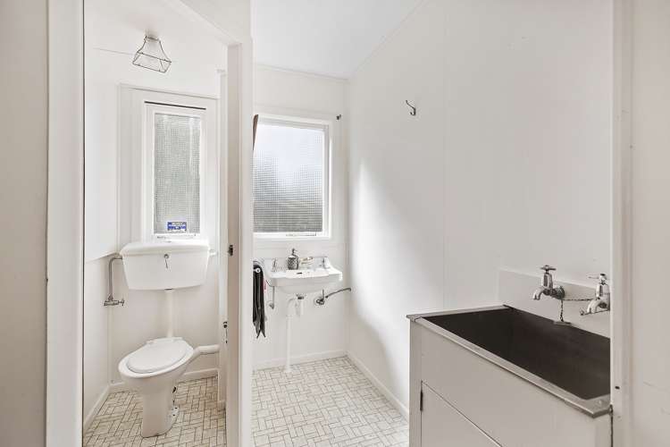 115 Akaroa Drive Maupuia_13