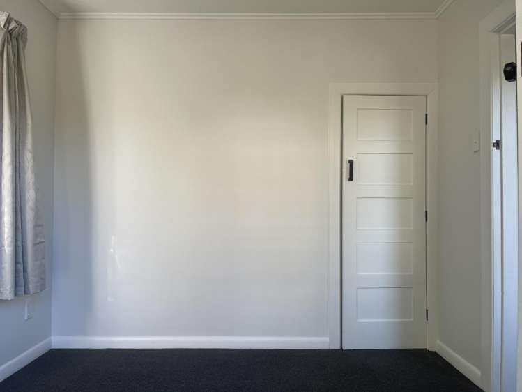 211 Saint Vincent Street Toi Toi_5