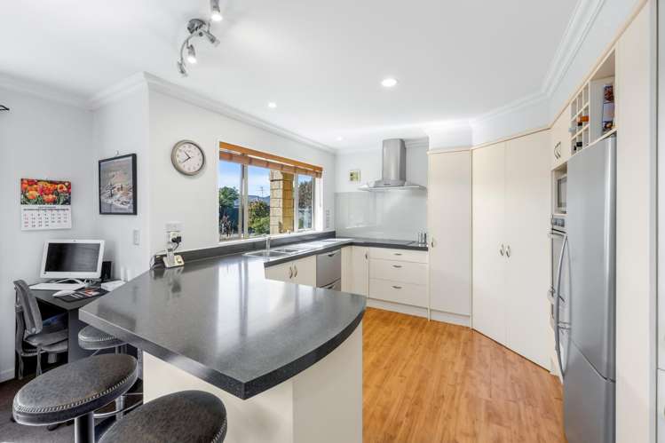 52 Lowes Road_1