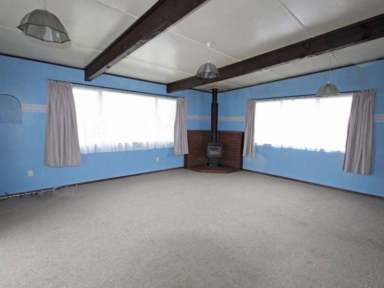 22 Edward Street Pahiatua_3