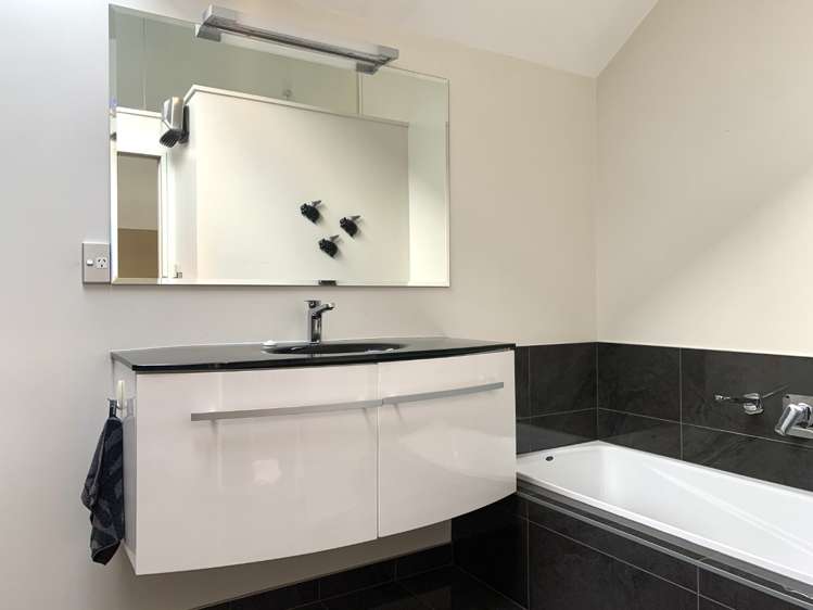 1/56 Hewitts Road Merivale_13