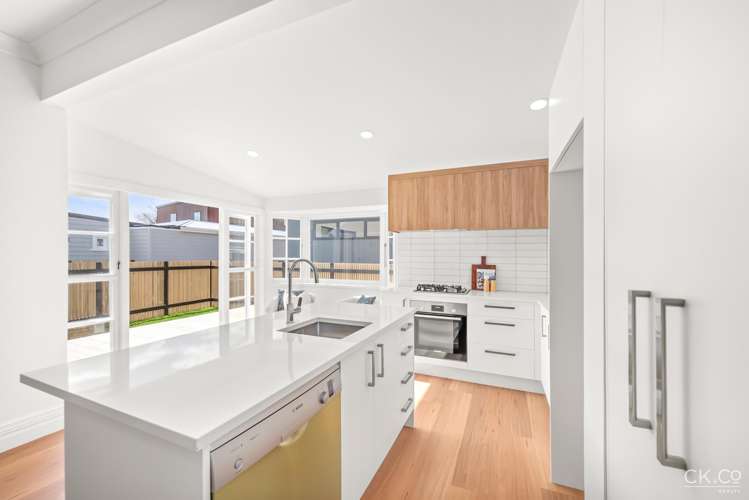 62 Bell Road Waiwhetu_10