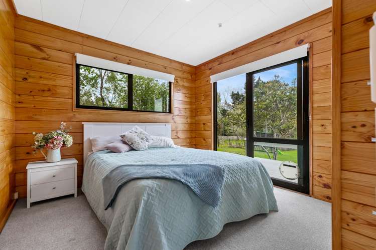 56 Aubrey Road Silverdale_13