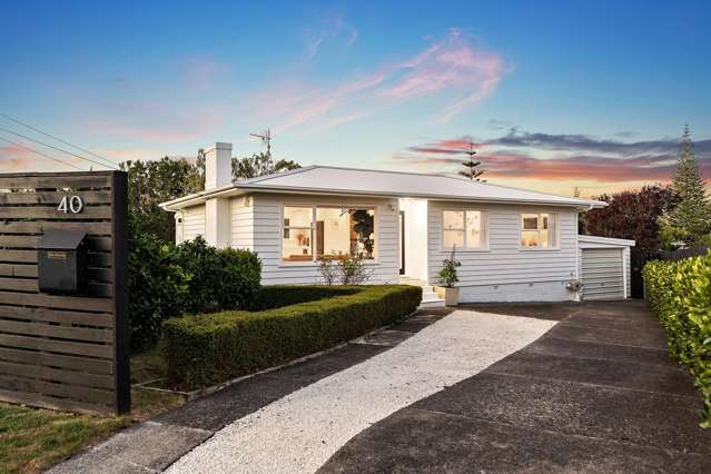 HOME AND GARDEN - LOVE STORY