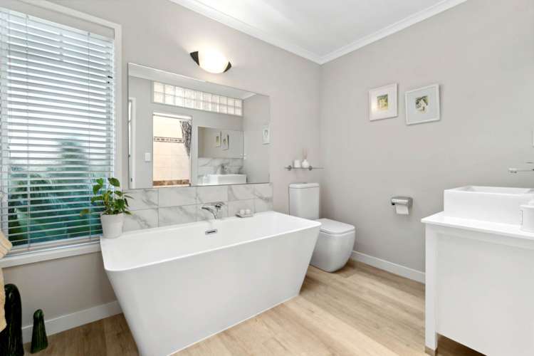 35 St Annes Crescent Wattle Downs_23