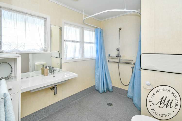 14 Clayton Avenue Otara_12