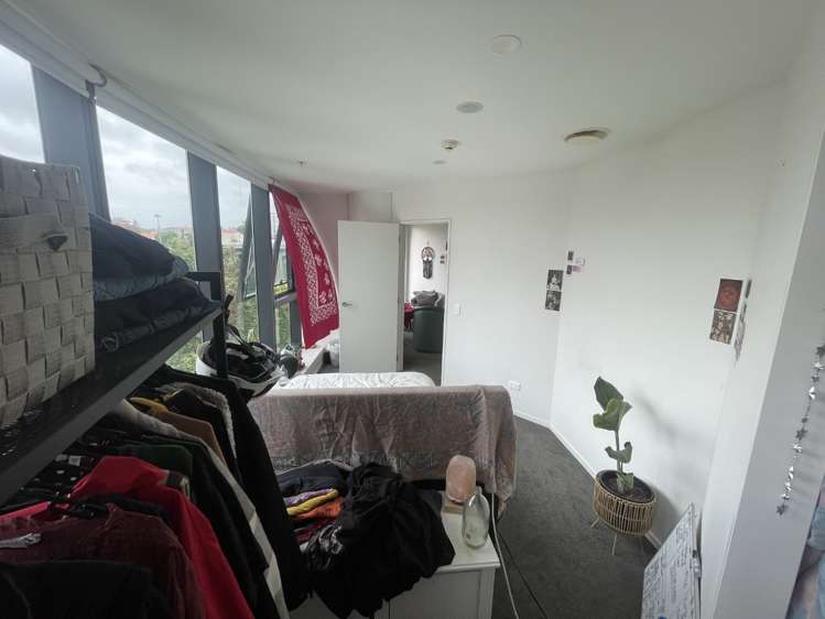 302/18 Saint Martins Lane Grafton_9