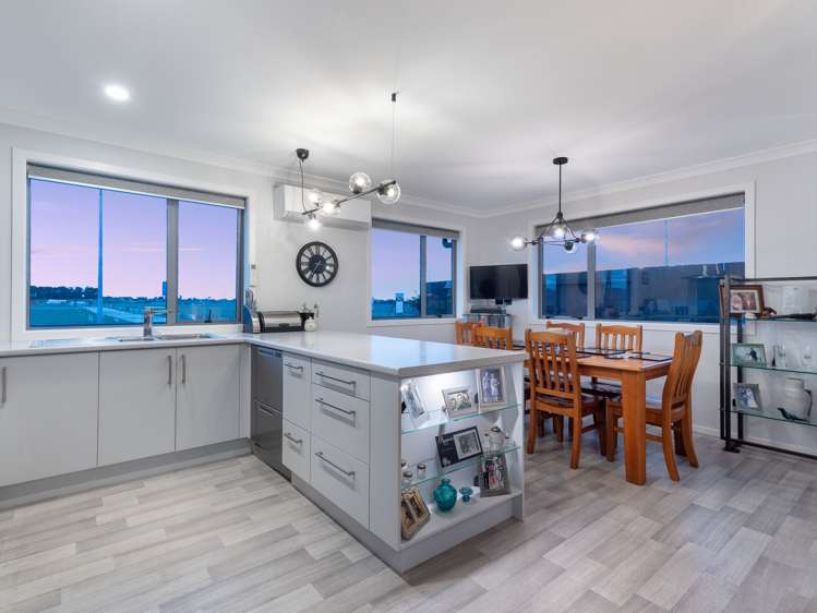 32 Sabre Street Papamoa_6