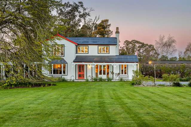 Colonial farmhouse on country estate