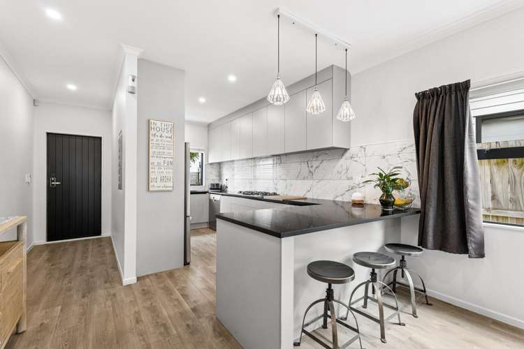 61 Craigs Way_2