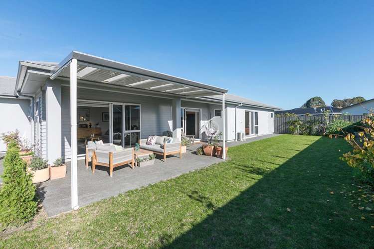 7 Willow Brook Place Clive_18