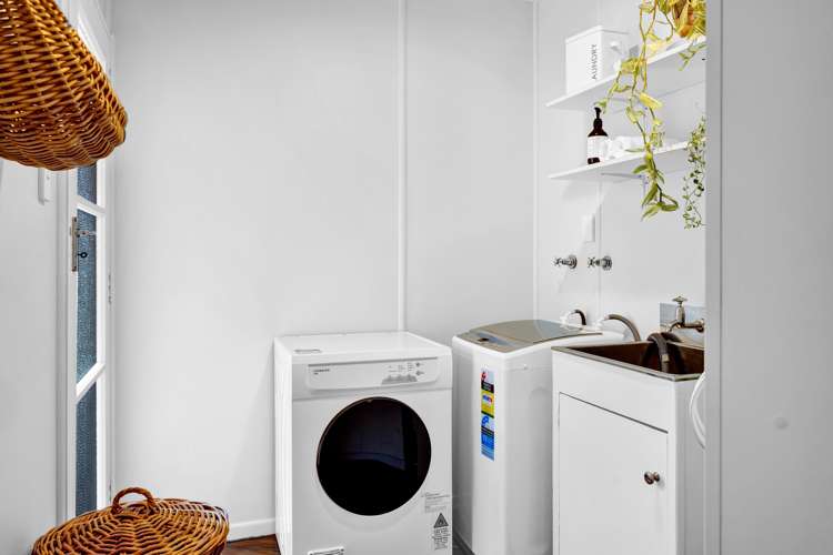 325 Tukapa Street Hurdon_13