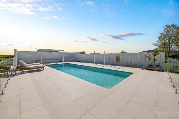 161 Monument Road Clevedon_30