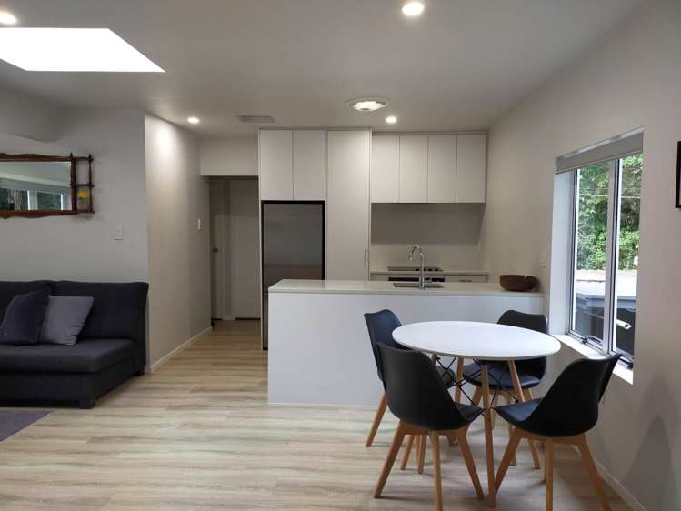 20 Valley Road Titirangi_5