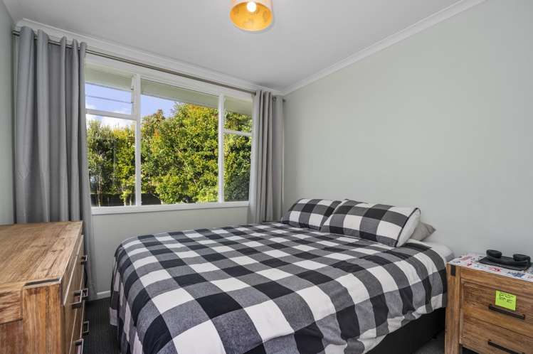 17 Hilltop Road Parkvale_18