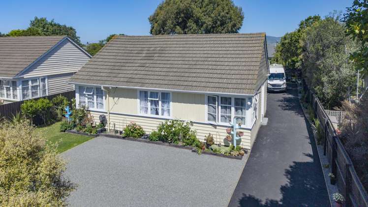 113 Springs Road Hornby_16