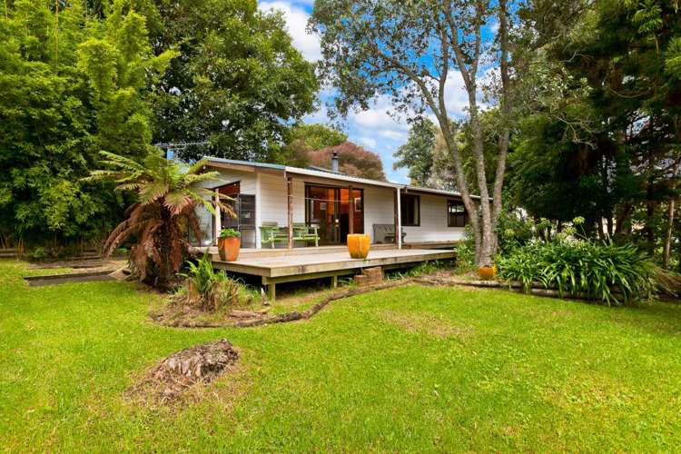 1/2 Malam Street Glen Eden_1