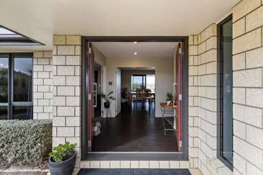 75 Fox Road_1