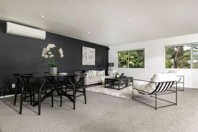 24 Korotaha Terrace Rothesay Bay_5