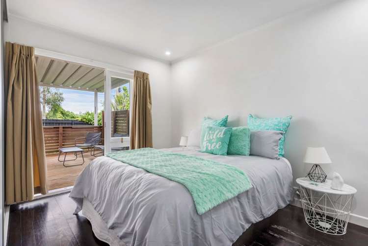 1/154 Glengarry Road Glen Eden_13