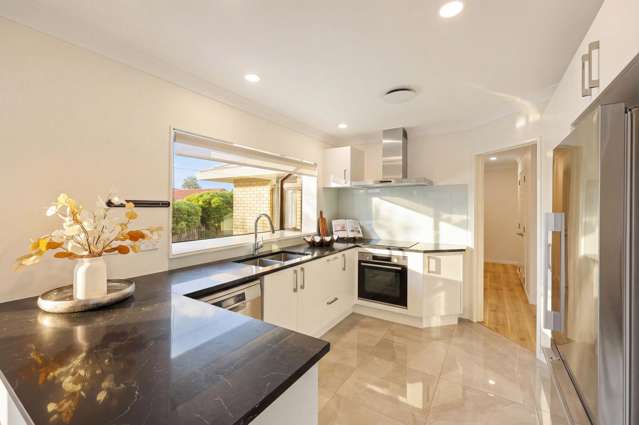 1/17 Penruddocke Road Half Moon Bay_2