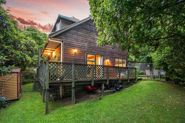 2/3 Lyell Court Clover Park_11