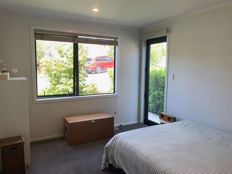 1 Woodfern Crescent Titirangi_5