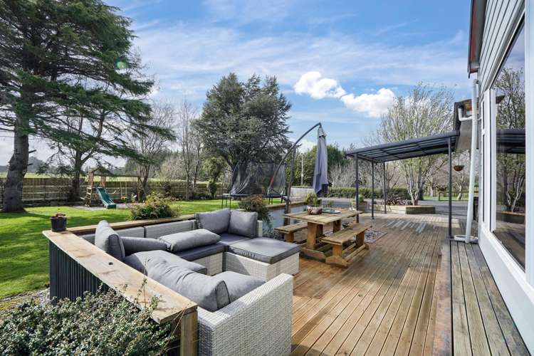 70 Pomona Road East_5