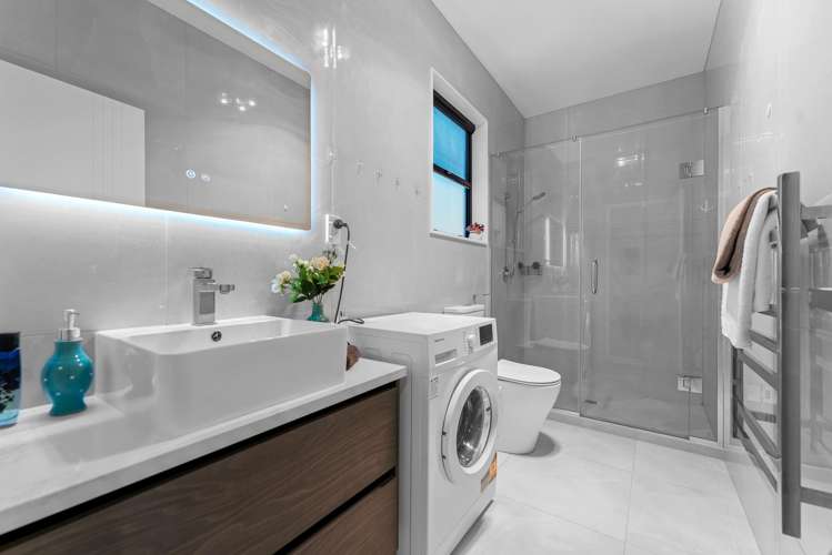 40 Dungloe Avenue Flat Bush_24