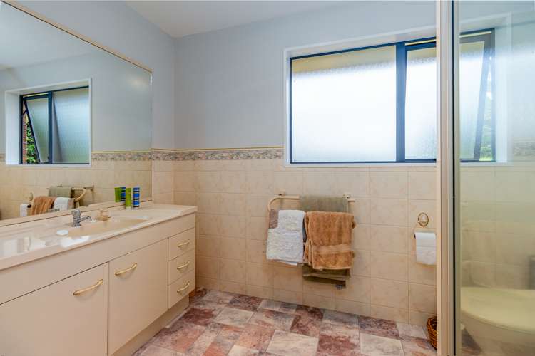 352 Boundary Road Willowby_10