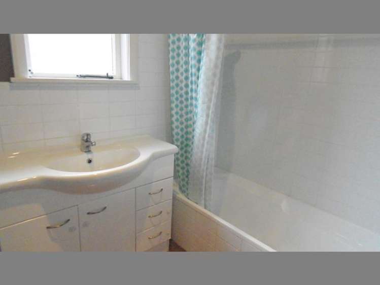 69 Namata Road One Tree Hill_10