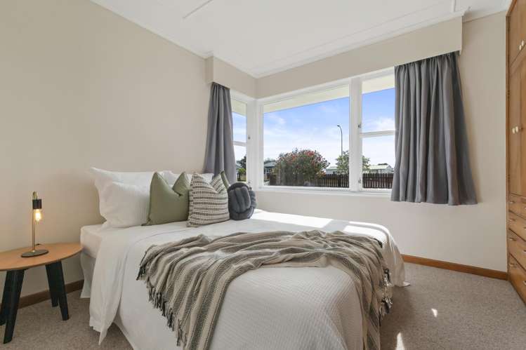 89 Kitchener Road Waiuku_11