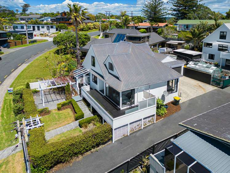 1/6 Duncansby Road Stanmore Bay_12