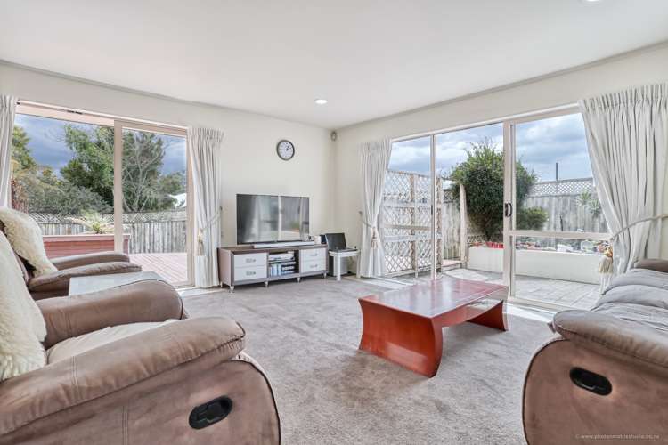 230 Te Atatu Road Te Atatu South_18