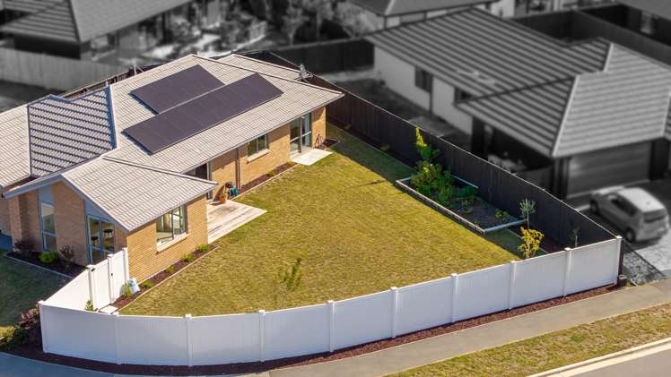 26 Selfe Crescent Burwood_20