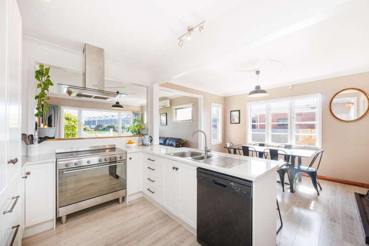 236 Tremaine Avenue Highbury_2