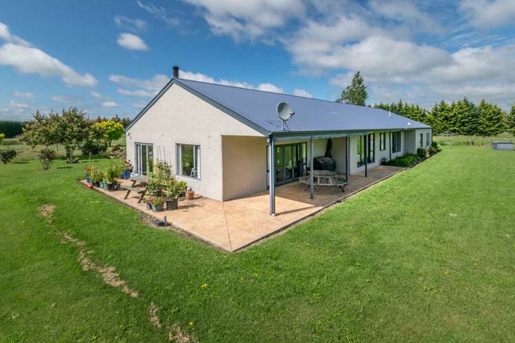 251 School Road West Eyreton_20