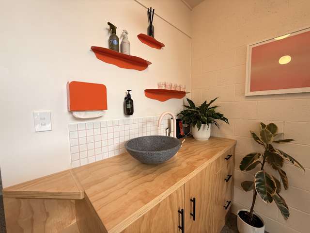 9/70 Kingsford Smith Street Rongotai_4