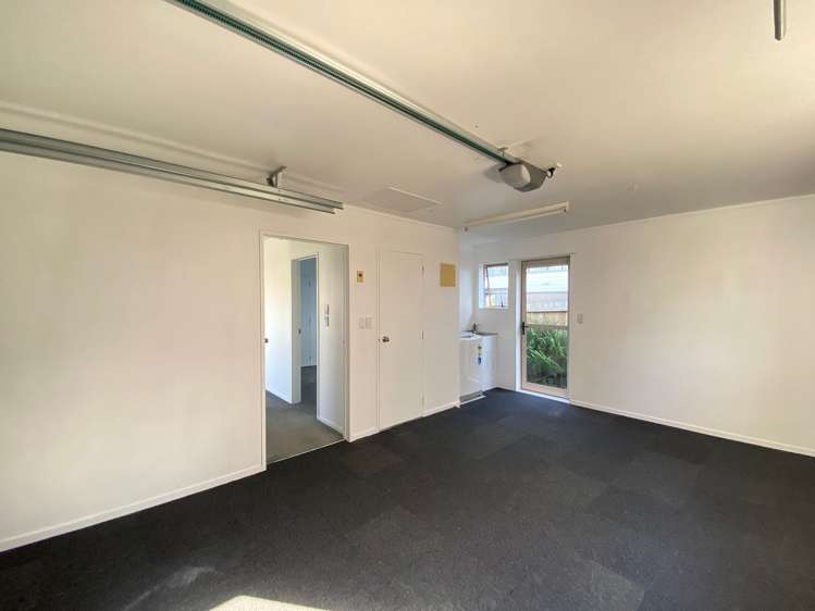 4050A Great North Road Glen Eden_10