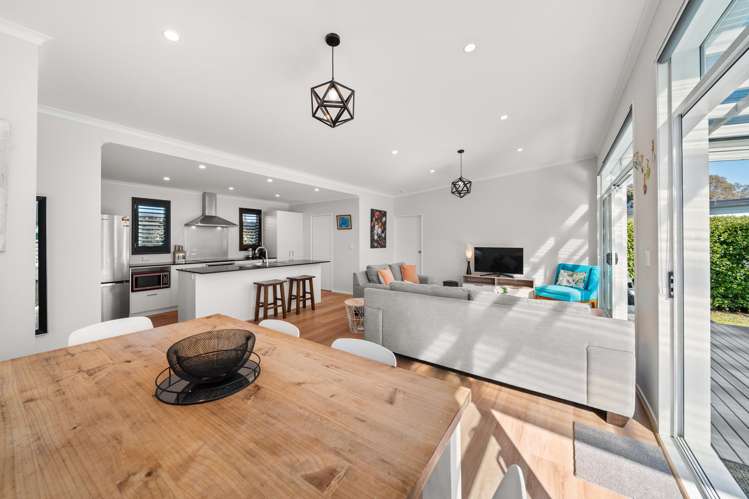 32 Burgundy Drive Martinborough_1