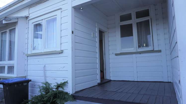 2/15a View Road Glenfield_9