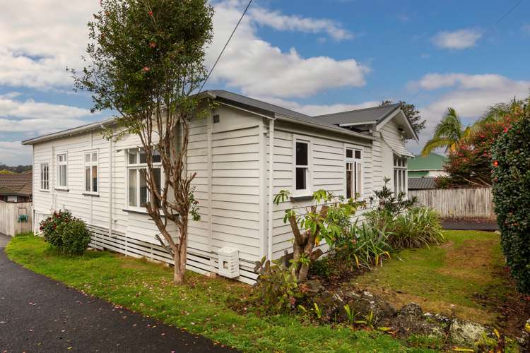1 Wesley Avenue Mount Albert_24