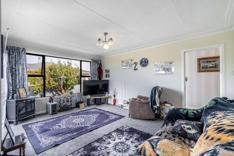 17 Kilmarnock Avenue Strathern_5