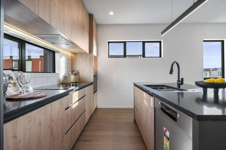 7/10 Scott Road_0